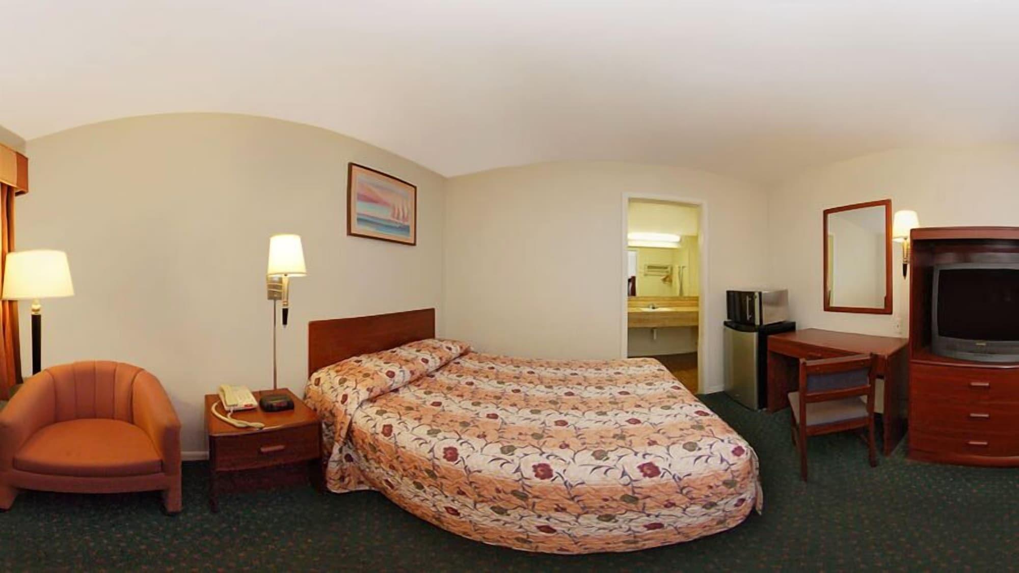 Rodeway Inn University Остин Екстериор снимка
