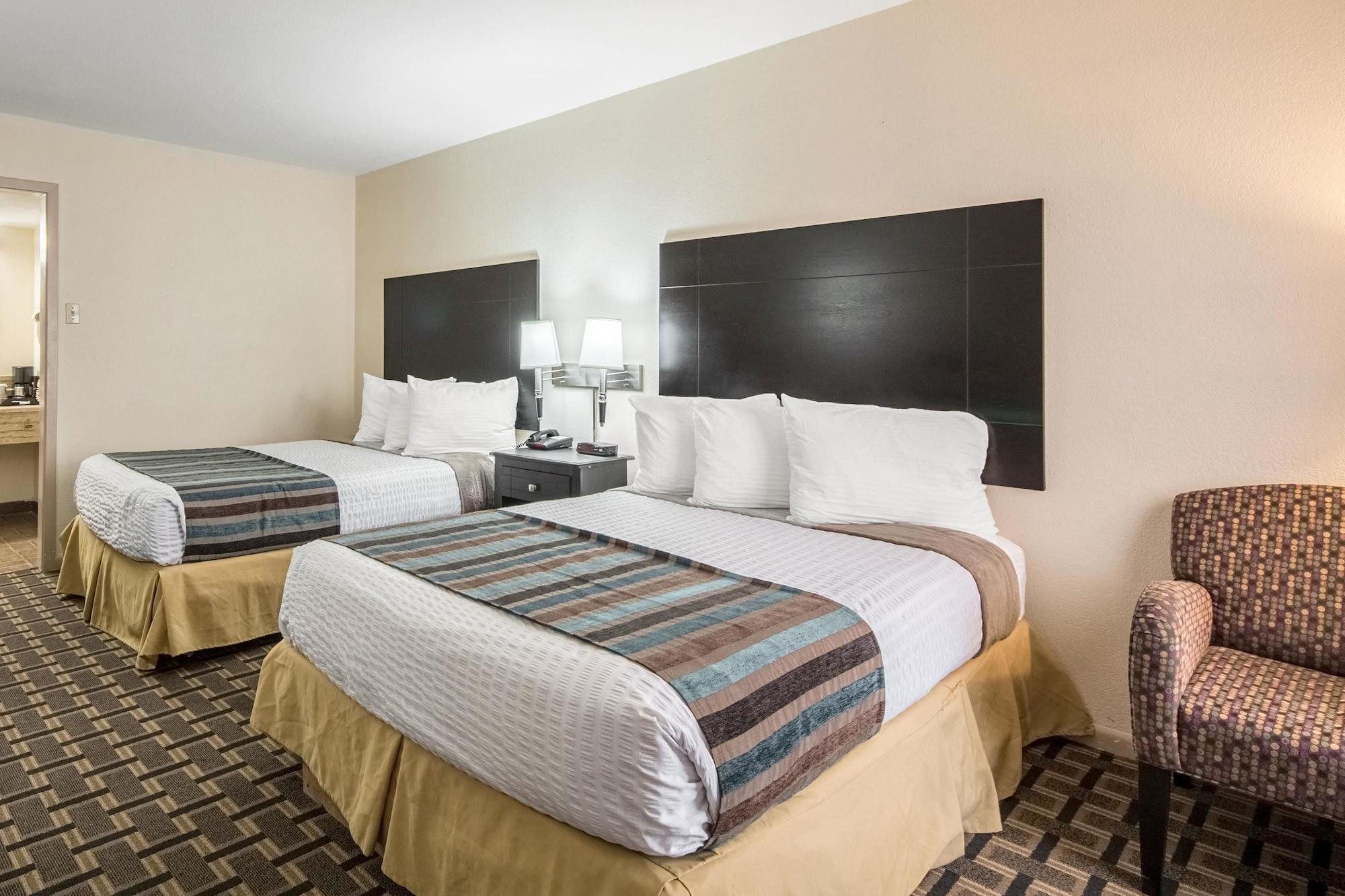 Rodeway Inn University Остин Екстериор снимка